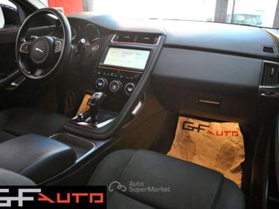 Jaguar E-Pace E-Pace 2017 2.0 i4 SE awd 200cv auto *COME NUOVO* Bianco usata Moncalieri