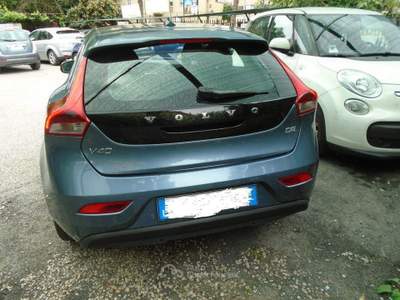 Volvo V40  1.6 d2 powershift usata Roma