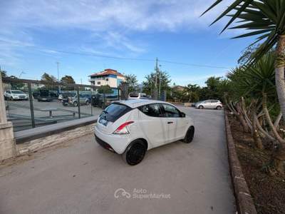 Lancia Ypsilon 1.0 FireFly 5p. S&S Hybrid Gold usata Campagna