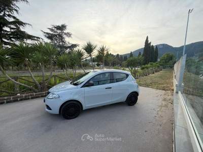 Lancia Ypsilon 1.0 FireFly 5p. S&S Hybrid Gold usata Campagna