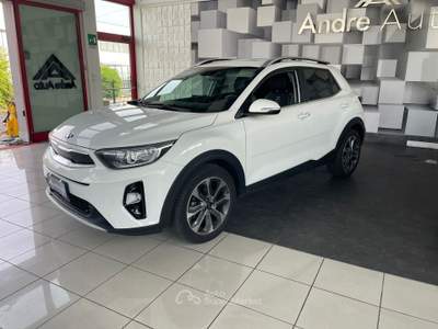 Kia Stonic Unico proprietario Bianco usata Trebaseleghe