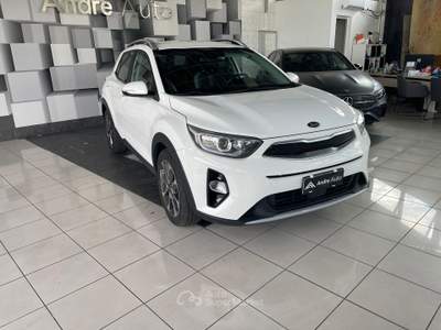 Kia Stonic Unico proprietario Bianco usata Trebaseleghe