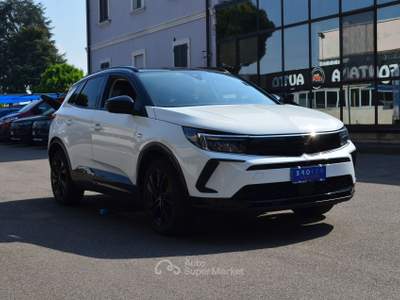 Opel Grandland s&s 130cv Bianco usata Marcallo con Casone