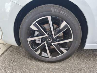 Opel Corsa 1.2 HYBRID GS 110CV DCT6 NESSUN VINCOLO FINANZIAMENTO KM0 Bianco usata Meda