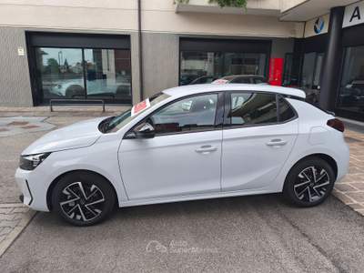 Opel Corsa 1.2 HYBRID GS 110CV DCT6 NESSUN VINCOLO FINANZIAMENTO KM0 Bianco usata Meda