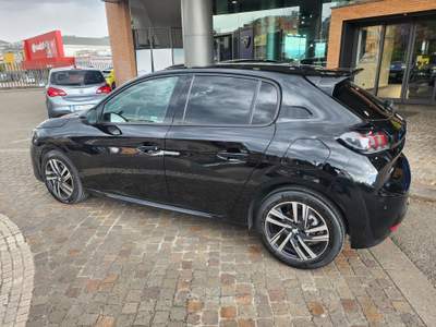 Peugeot 208 PEUGEOT 208 GPL ALLURE 100CV 12BZ AUTOM + VISION PACK Nero usata Tivoli
