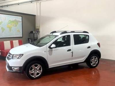 Dacia Sandero STEPWAY-UNIPRO-SOLO KM 57.000-- Bianco usata Pistoia