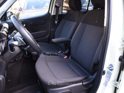 Hyundai Inster 49 kWh XClass *TECH PACK* Grigio usata Roma