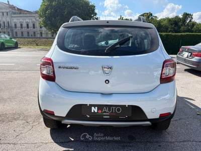 Dacia Sandero Stepway 1.5 dCi 8V 90CV Start&Stop Prestige Bianco usata Stra