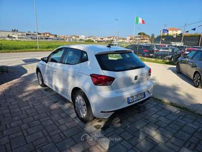 Seat Ibiza 1.0 TGI 5 porte Business Bianco usata Civitanova Marche