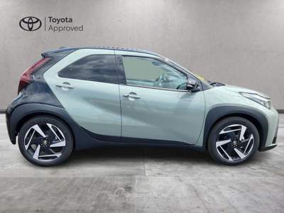 Toyota Aygo X 1.5 Hybrid 115 CV 5 porte Premium Nero usata Roma