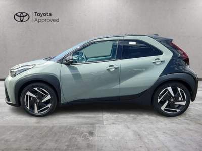 Toyota Aygo X 1.5 Hybrid 115 CV 5 porte Premium Nero usata Roma