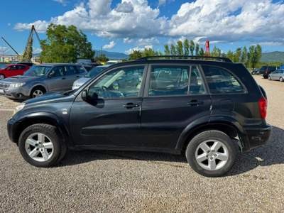 Toyota RAV4 RAV4 2.0 Tdi D-4D cat 5 porte Sol Nero usata Arezzo