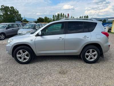 Toyota RAV4 RAV4 2.2 D-4D 136 CV Argento usata Arezzo