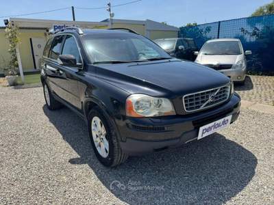 Volvo XC90 2.4 D5 185 CV aut. AWD Executive Nero usata Arezzo