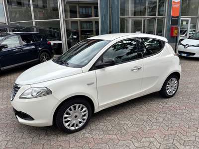 Lancia Ypsilon UNICO PROPRIETARIO Bianco usata Cormano