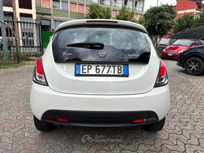 Lancia Ypsilon UNICO PROPRIETARIO Bianco usata Cormano