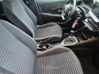Peugeot 208 PEUGEOT 208 ACTIVE 15D 100CV LEGA Bianco usata Tivoli