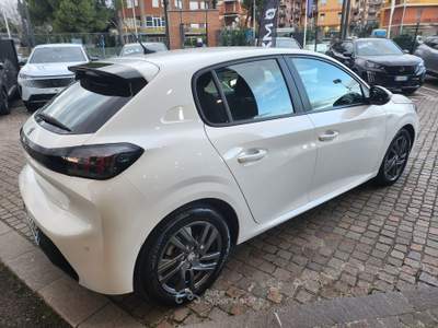 Peugeot 208 PEUGEOT 208 ACTIVE 15D 100CV LEGA Bianco usata Tivoli