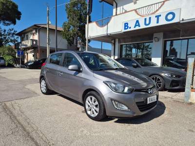 Hyundai i20 i20 5p 1.1 crdi Blue Drive Grigio usata Fosso ghiaia