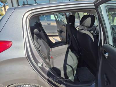 Hyundai i20 i20 5p 1.1 crdi Blue Drive Grigio usata Fosso ghiaia