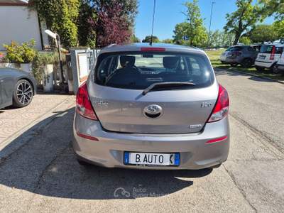 Hyundai i20 i20 5p 1.1 crdi Blue Drive Grigio usata Fosso ghiaia