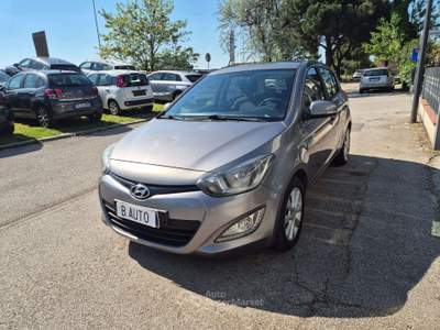 Hyundai i20 i20 5p 1.1 crdi Blue Drive Grigio usata Fosso ghiaia