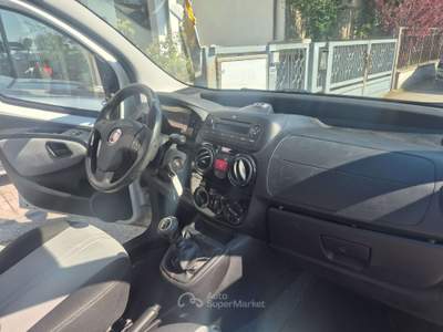 Fiat QUBO Qubo 2016 1.4 8v natural power Dynamic 70cv E6 Bianco usata Fosso ghiaia