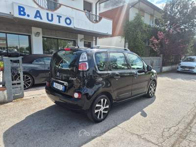 Citroen C3 C3 Picasso Picasso 1.6 hdi 16v Exclusive FL Nero usata Fosso ghiaia