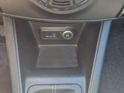 Kia Venga Venga 1.4 cvvt Cool c/t.panoramico,r.vel. s/navi GPL usata Fosso ghiaia