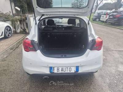 Opel Corsa Corsa V 2018 3p 1.3 cdti Innovation (cosmo) s Bianco usata Fosso ghiaia