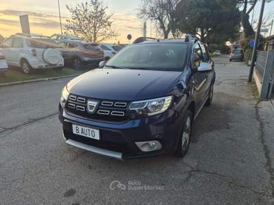 Dacia Sandero Sandero II 2018 Stepway Stepway 1.5 dci s Blu/Azzurro usata Fosso ghiaia