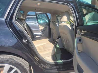 Skoda Octavia Octavia III 2018 Wagon Wagon 1.4 tsi g-tec Executive 110cv dsg Nero usata Fosso ghiaia