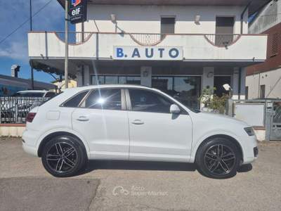 Audi Q3 Q3 I 2013 2.0 tdi Advanced Plus 140cv Bianco usata Fosso ghiaia