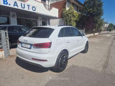 Audi Q3 Q3 I 2013 2.0 tdi Advanced Plus 140cv Bianco usata Fosso ghiaia