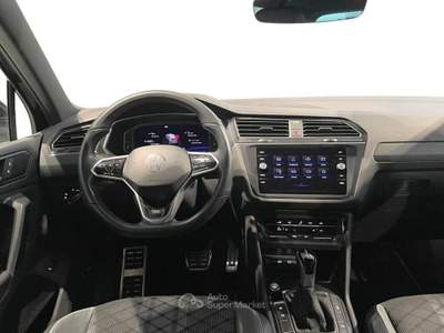 Volkswagen Tiguan 1.5 TSI 150CV DSG R-Line Nero usata Ravenna
