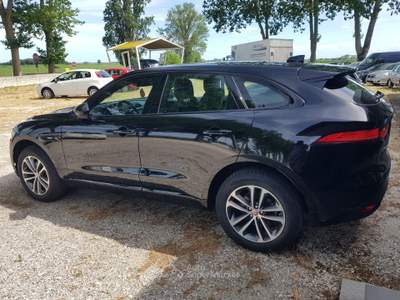 Jaguar F-Pace R SPORT Nero usata Lagosanto