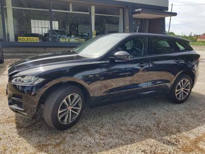 Jaguar F-Pace R SPORT Nero usata Lagosanto