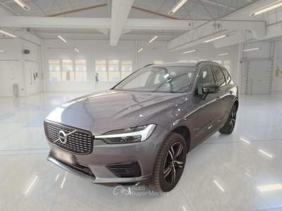 Volvo XC60 VOLVO XC60 T6 PLUG-IN AWD AUTO RECHARGE R-DESIGN SUV usata Verona