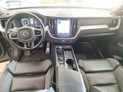 Volvo XC60 VOLVO XC60 T6 PLUG-IN AWD AUTO RECHARGE R-DESIGN SUV usata Verona