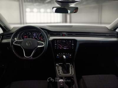 Volkswagen Passat VOLKSWAGEN PASSAT VARIANT 2.0 TDI SCR EVO 110KW BUSINESS DSG STATION WAGON usata Pozzuoli