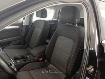 Volkswagen Passat VOLKSWAGEN PASSAT VARIANT 2.0 TDI SCR EVO 110KW BUSINESS DSG STATION WAGON usata Pozzuoli