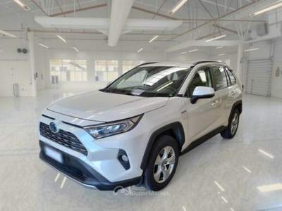 Toyota RAV4 TOYOTA RAV 4 2.5 HV 178CV E-CVT BUSINESS 4WD CROSSOVER usata Casei Gerola