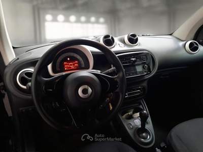 Smart ForTwo SMART FORTWO 70 1.0 52KW YOUNGSTER TWINAMIC COUPE usata Casei Gerola