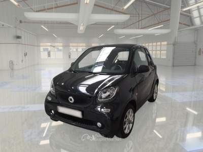 Smart ForTwo SMART FORTWO 70 1.0 52KW YOUNGSTER TWINAMIC COUPE usata Casei Gerola