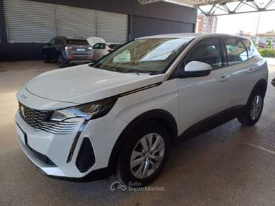 Peugeot 3008 PEUGEOT 3008 BLUEHDI 130 EAT8 SES ACTIVE BUSINESS SUV usata Verona