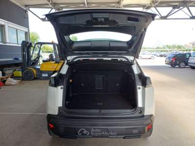 Peugeot 3008 PEUGEOT 3008 BLUEHDI 130 EAT8 SES ACTIVE BUSINESS SUV usata Verona