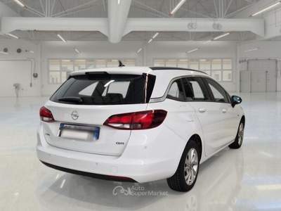 Opel Astra OPEL ASTRA ST 1.6 CDTI BUSINESS 110 CV SES MT6 STATION WAGON usata Bentivoglio