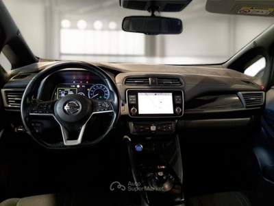 Nissan Leaf NISSAN LEAF BUSINESS 40KWH 5 PORTE BERLINA usata Pozzuoli