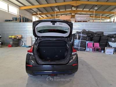 Nissan Leaf NISSAN LEAF BUSINESS 40KWH 5 PORTE BERLINA usata Pozzuoli